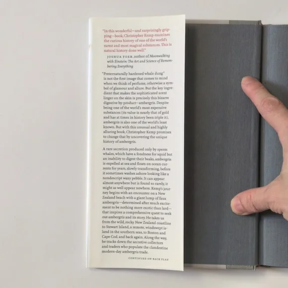 Floating Gold: A Natural (& Unnatural) History of Ambergris -2012 - Picture 4 of 14